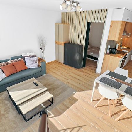 Appartement Cosy Et Renove Au Coeur De La Station Кран-Монтана Екстер'єр фото